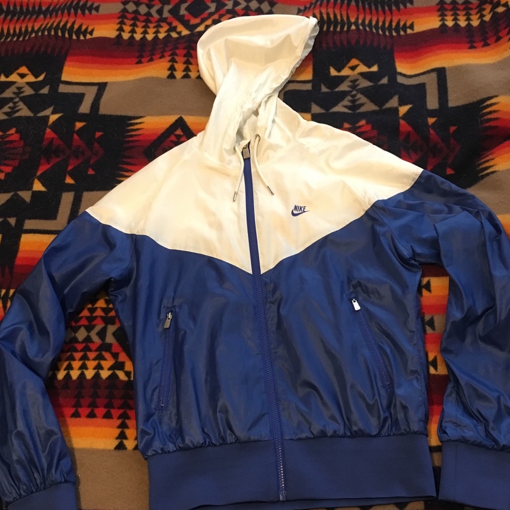 Nike windbreaker